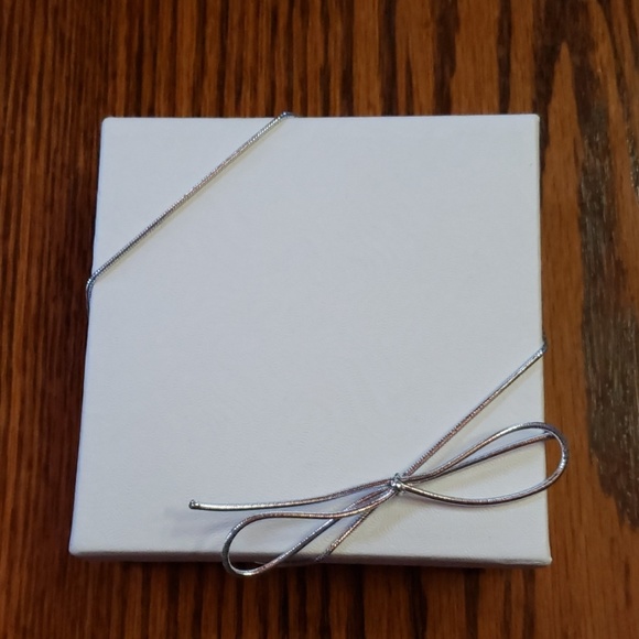 Eevee Christmas Ornament Ceramic 3" - Picture 3 of 5